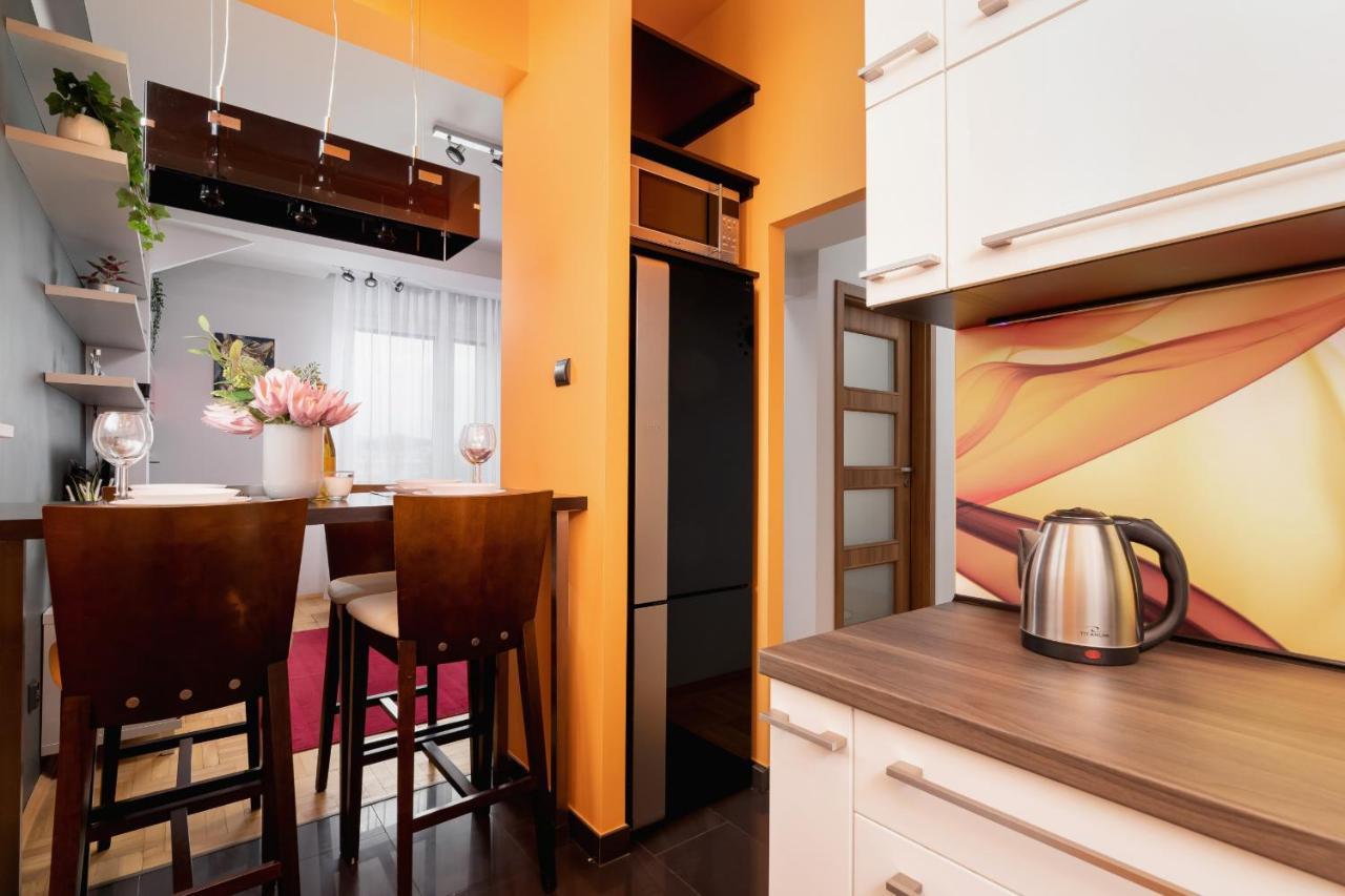 Lagiewniki Sanctuary One Bedroom Apartment By Renters Краків Екстер'єр фото